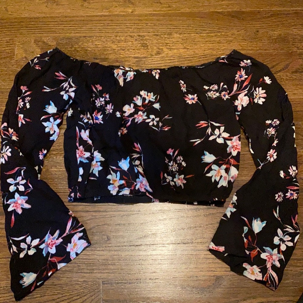 Floral long sleeve Crop top